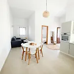 Casa Chara 2 アパート